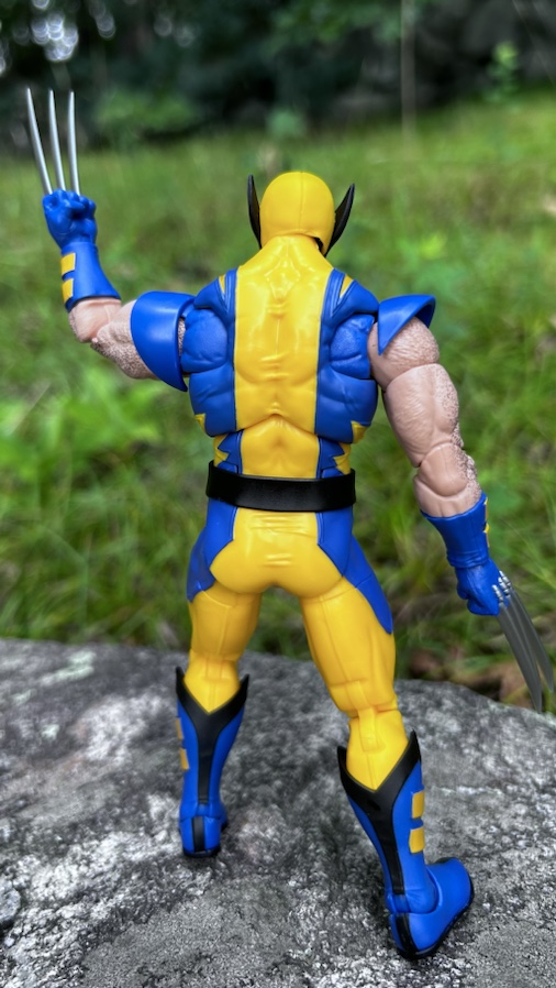 Back of Astonishing X-Men Wolverine Legends Hasbro 6 ' Action Figure