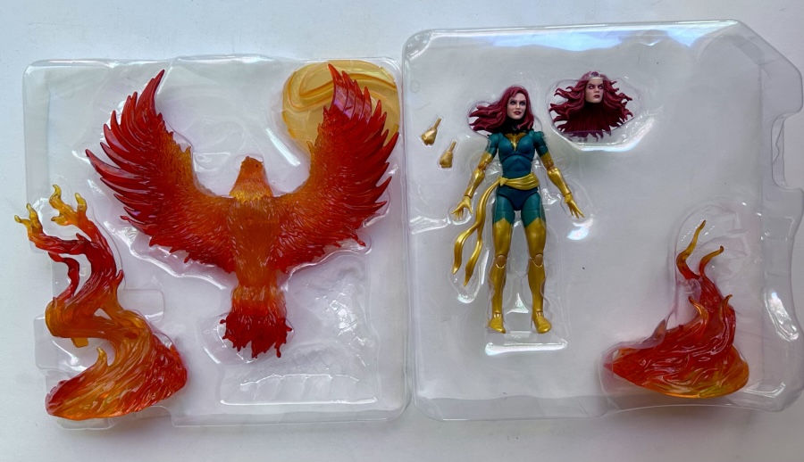 Phoenix Marvel Legends Deluxe Set Figure and Accessories