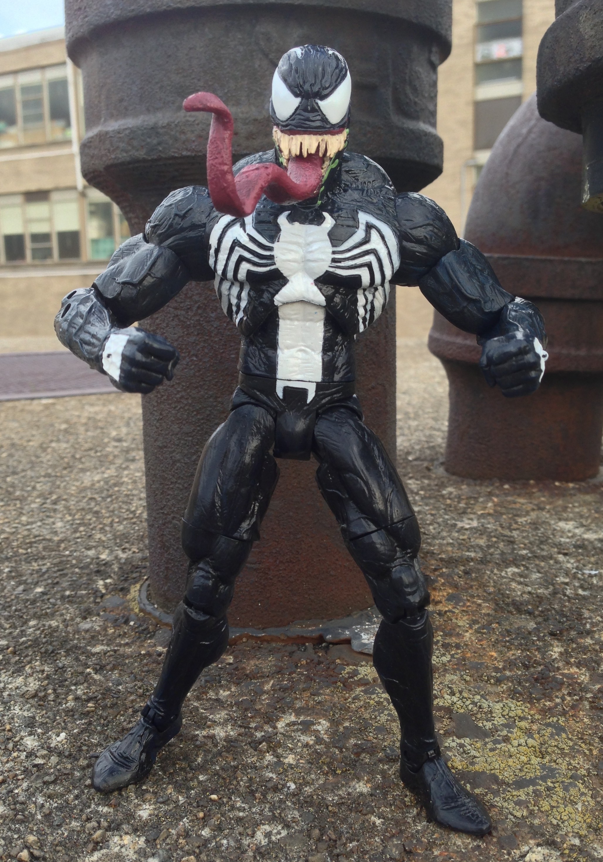 Venom marvel shop select figure