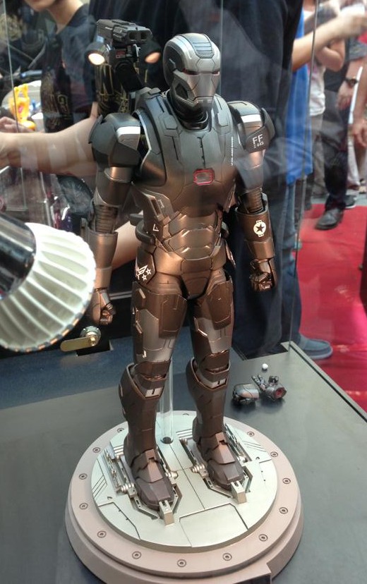 Iron Man 3 Hot Toys War Machine Mark 2 Diecast Figure Revealed