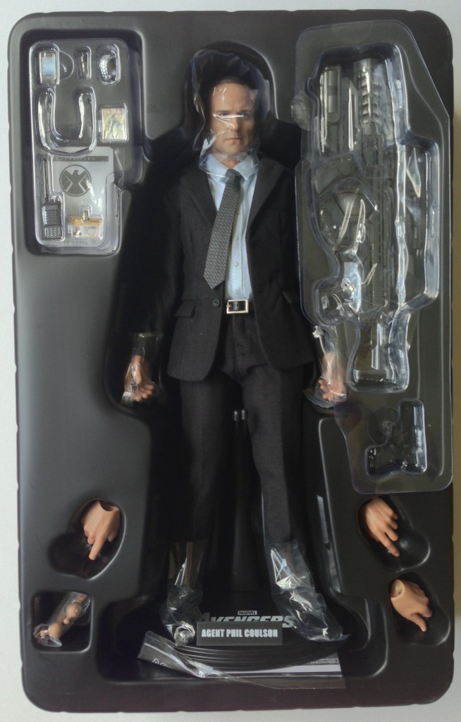 Avengers Hot Toys Agent Coulson 1/6 Figure in Packaging