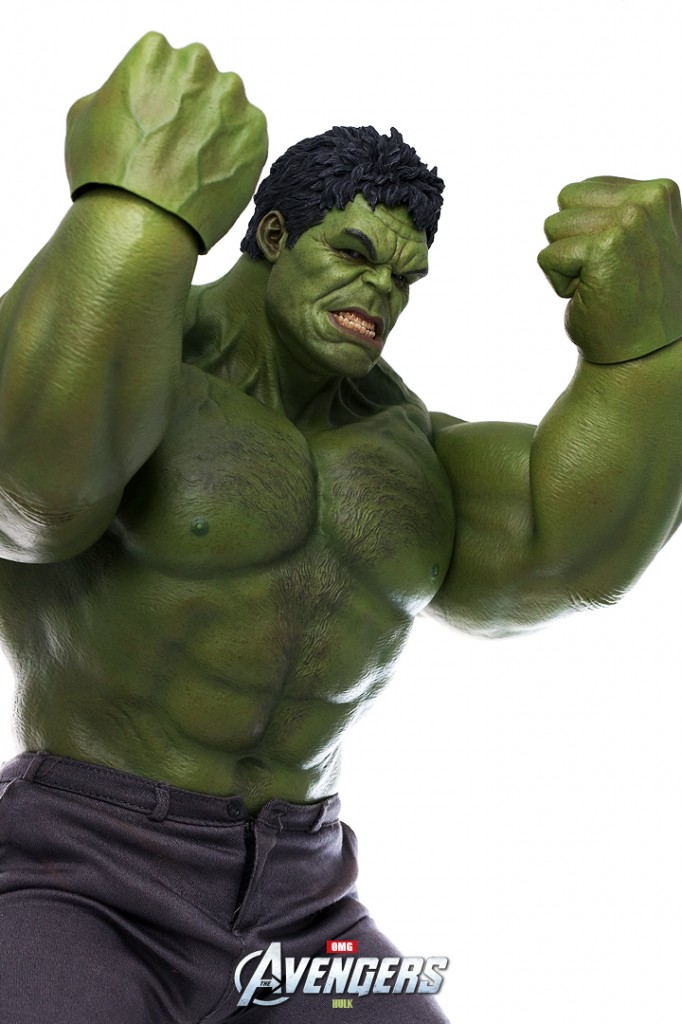 Avengers Hot Toys Hulk Figure with Closed Fists