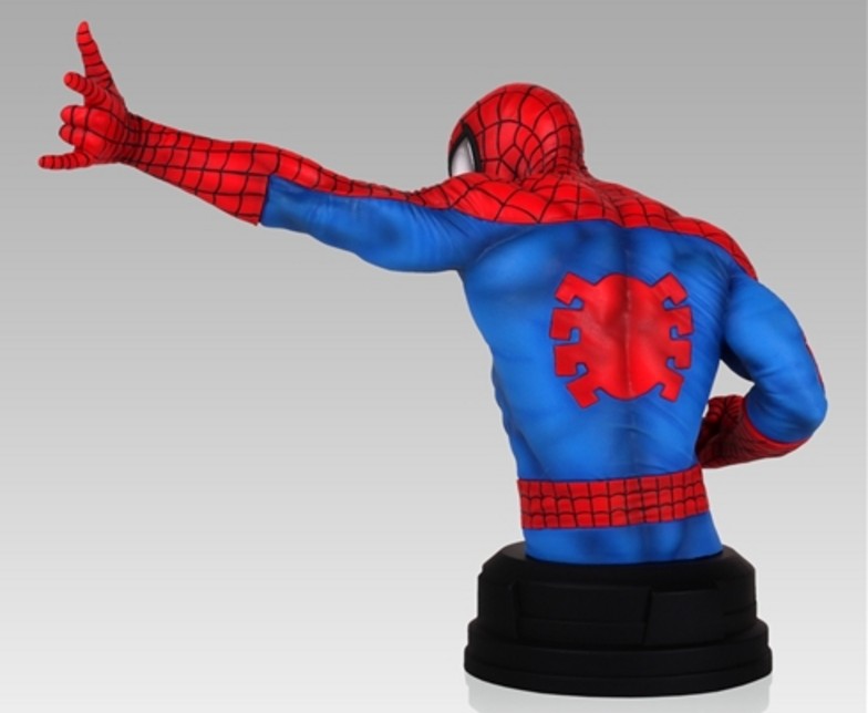 giant spiderman figure