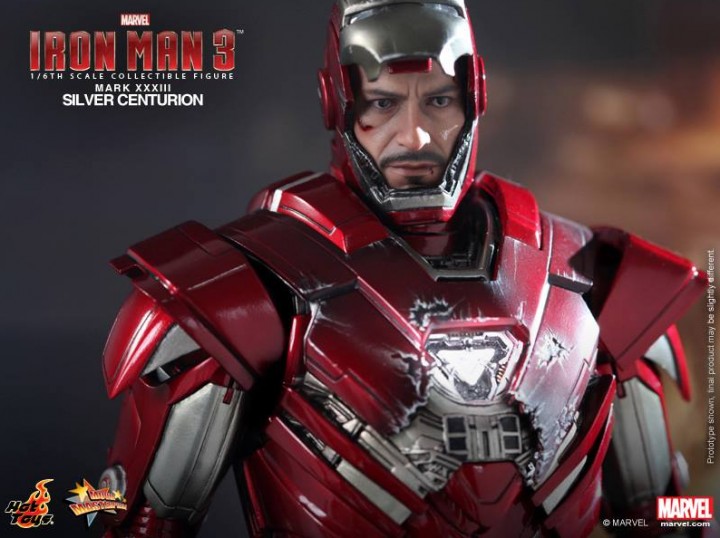 Battle Damaged Silver Centurion Iron Man Hot Toys Figure Iron Man 3