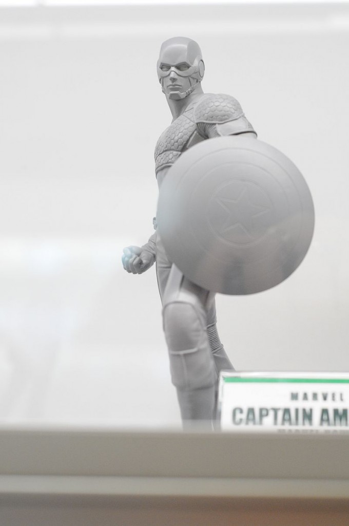 Kotobukiya Avengers Marvel NOW Captain America Statue Prototype SDCC 2013