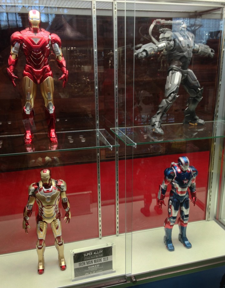 Iron Man Play Imaginative Super Alloy 1/4 Scale Figure Display at NYCC 2013