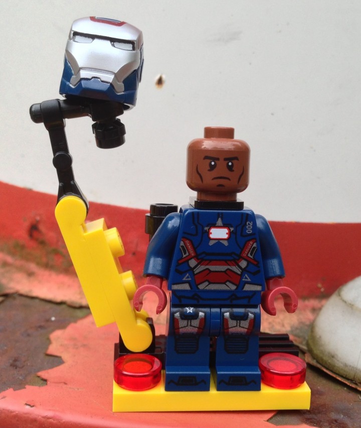 LEGO Iron Patriot James Rhodes Head with Gantry Exclusive 30168 LEGO Set