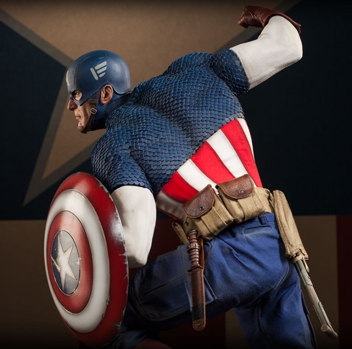 Back of Captain America 2014 Premium Format Figure Statue