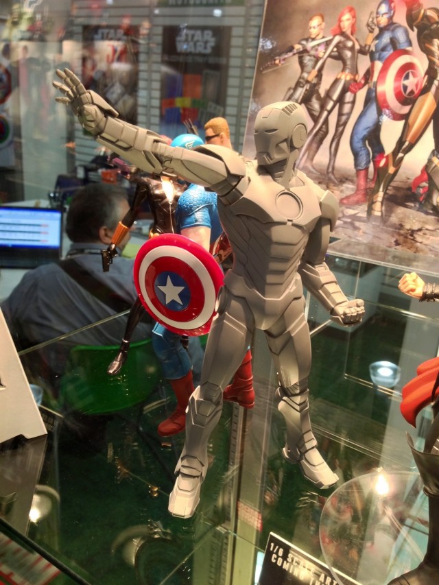 New York Toy Fair 2014 Kotobukiya Iron Man Avengers Marvel Now Statue ArtFX+