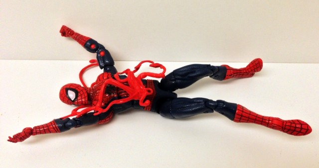 Marvel Legends Carnage Symbiote Attacks Spider-Man Figure
