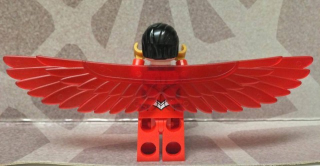 LEGO Falcon Minifigure Wings Rear View LEGO 76018