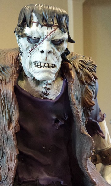 Bowen Designs Frankenstein Statue Released & Photos! LE 300