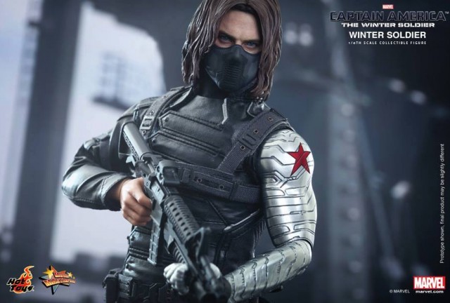 Hot Toys Winter Soldier Metal Arm Masked Head and Machine Gun