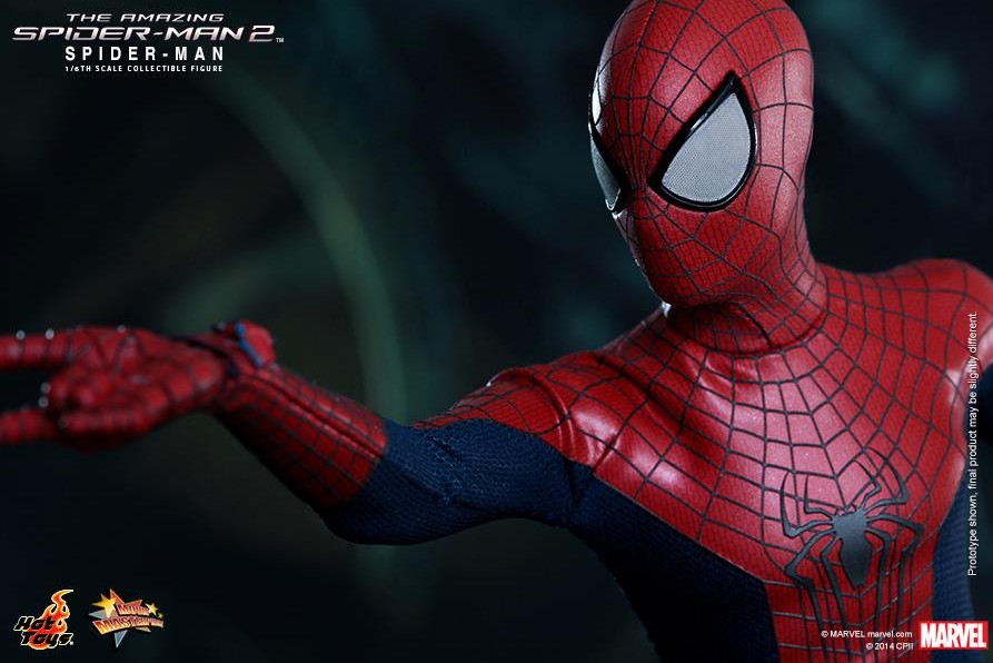 The Amazing Spider-Man Sixth Scale Figure by Hot Toys