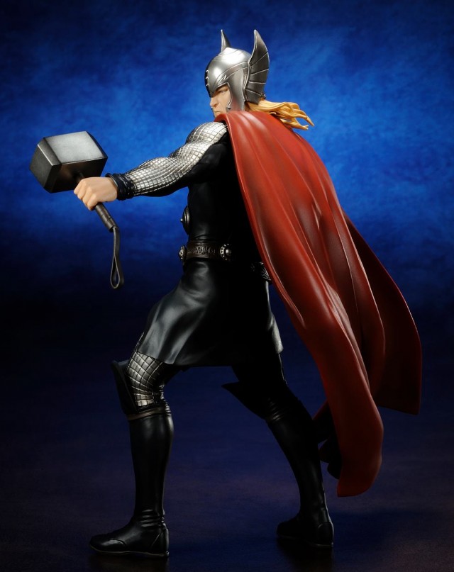 Side View of Kotobukiya Marvel Now Avengers Thor Statue ArtFX+ 2014