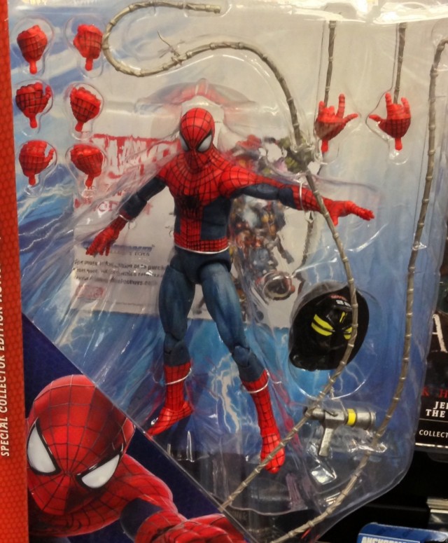 Diamond Select Toys Amazing Spider-Man 2 Fireman Edition Figure Close-Up