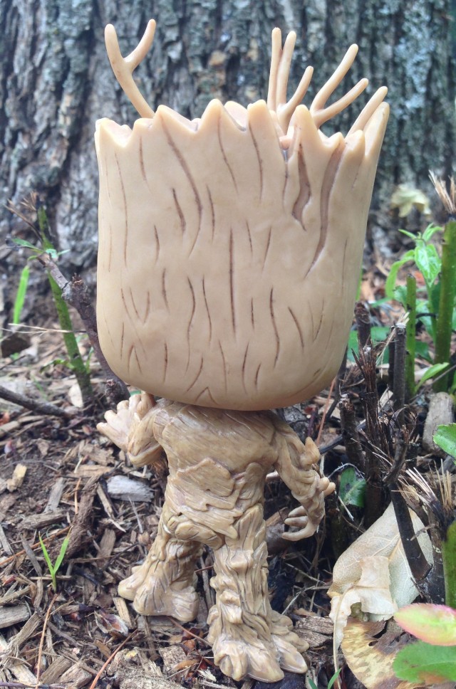 Back of POP! Vinyls Groot Funko Bobble Head