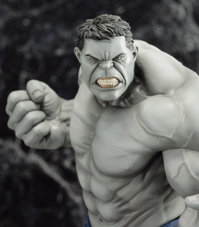 SDCC 2014 Kotobukiya Grey Hulk ARTFX Statue Exclusive Close-Up