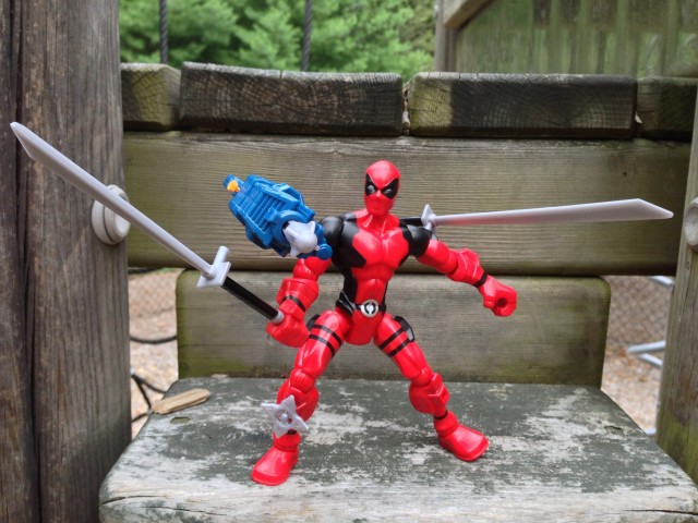 Deluxe Marvel Mashers Deadpool with All Weapons Attached