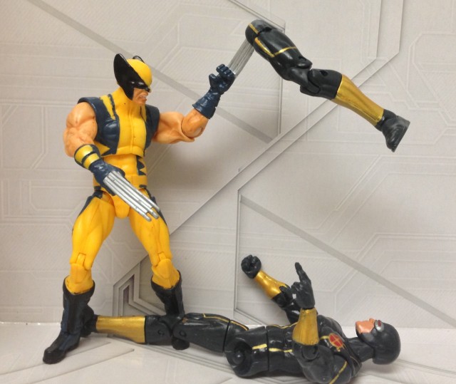 Marvel Universe Astonishing Wolverine Cuts Off Cyclops Leg