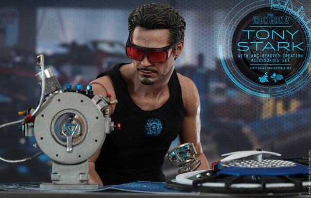 Arc Reactor Creation Tony Stark Hot Toys Figure with Goggles