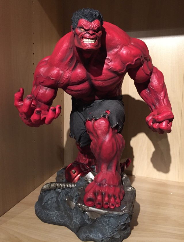 Premium Format Red Hulk Statue Production Photos