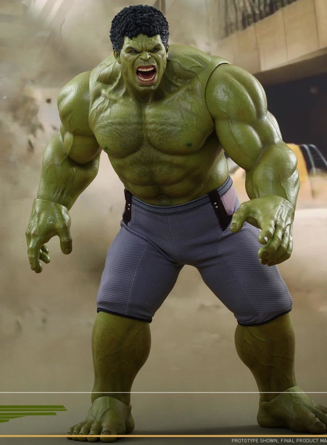 Hot Toys Hulk Avengers Age of Ultron Figure