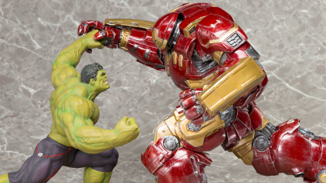 Kotobukiya Hulkbuster Iron Man vs. Hulk ARTFX+ Statues