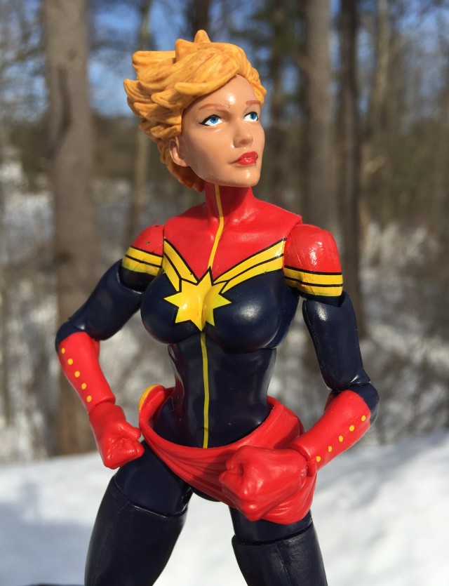 Captain Marvel Marvel Legends Avengers Series 1 Figure Review