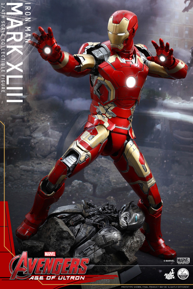 Hot Toys Quarter Scale Iron Man Mark 43 Figure with Ultron Sentry Base