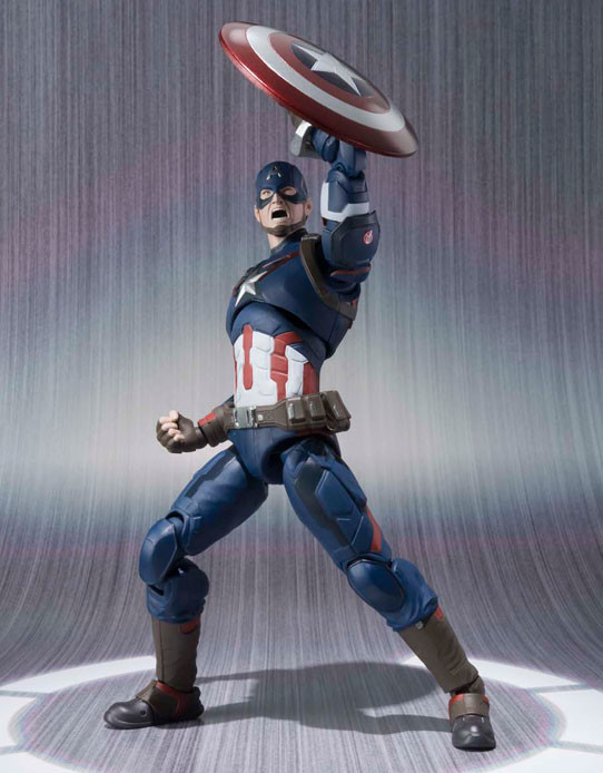 SH Figuarts Captain America Figure with Shield Raised Yelling Head