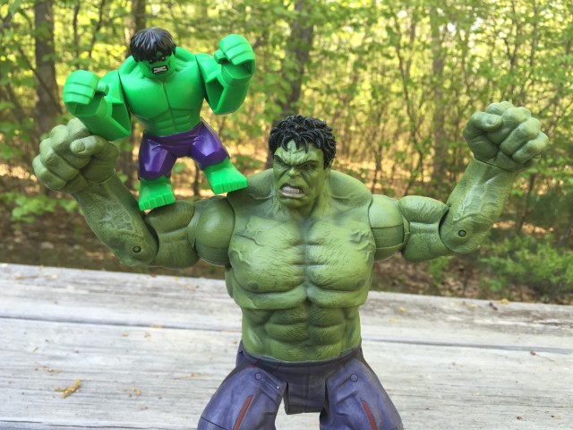 LEGO Hulk Minifigure with Diamond Select Hulk Avengers Age of Ultron Figure