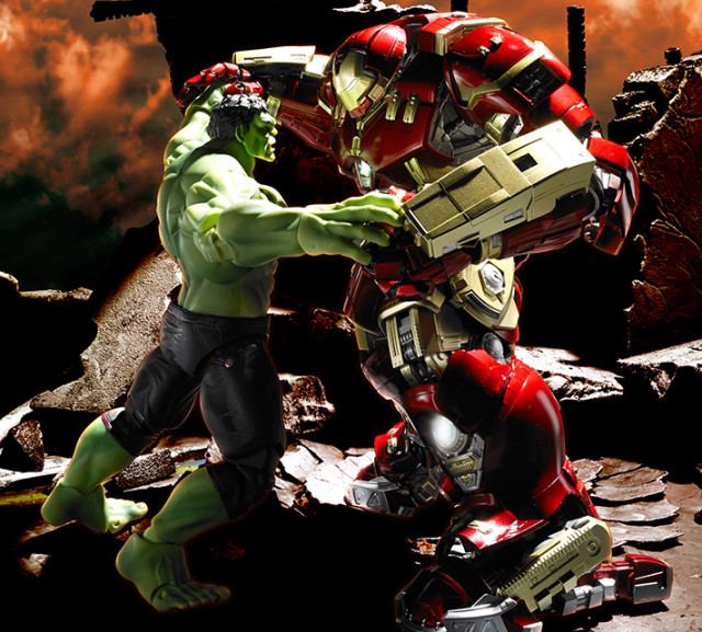 SH Figuarts Hulk vs Hulkbuster Iron Man Figures