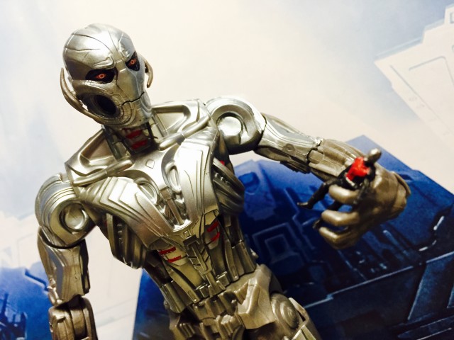 Marvel Legends Ultron Prime Build A Figure Holding Mini Ant-Man