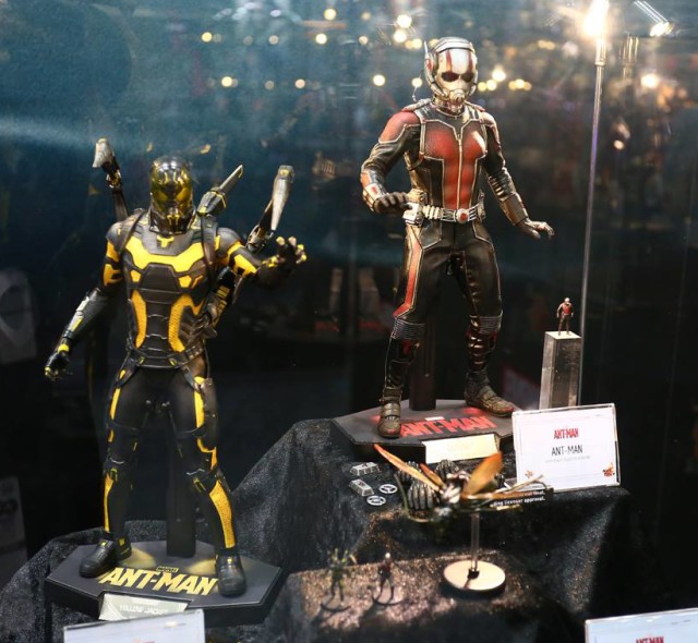 Hot Toys Ant-Man Figures Yellowjacket Antony Flying Ant Minis