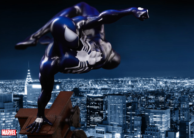 Symbiote Spider-Man Premium Format Figure Statue