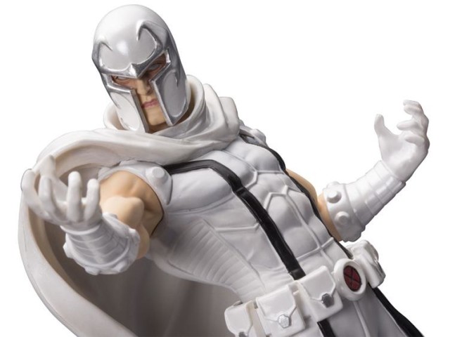 Kotobukiya X-Men ARTFX+ White Costume Magneto Exclusive Statue