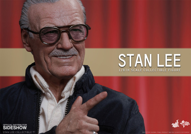 Close-Up of Stan Lee Hot Toys Figure Head