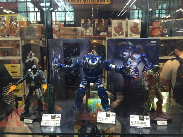 Comicave Studios NYCC 2015 Iron Man Die-Cast Figures