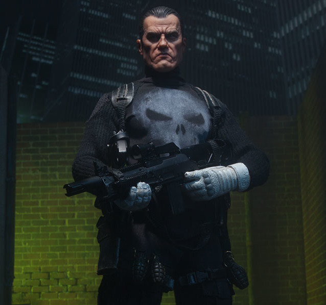 punisher sixth scale figure