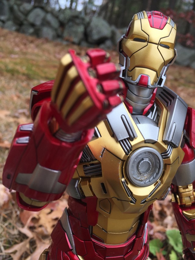 Hot Toys Heartbreaker Iron Man Review