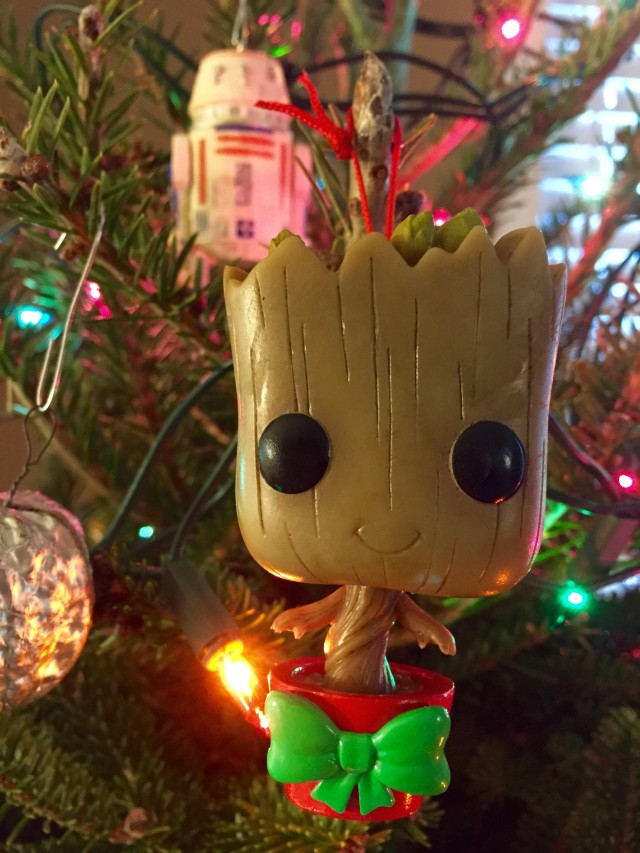 Funko Dancing Baby Groot POP Bobblers Vinyl Ornament