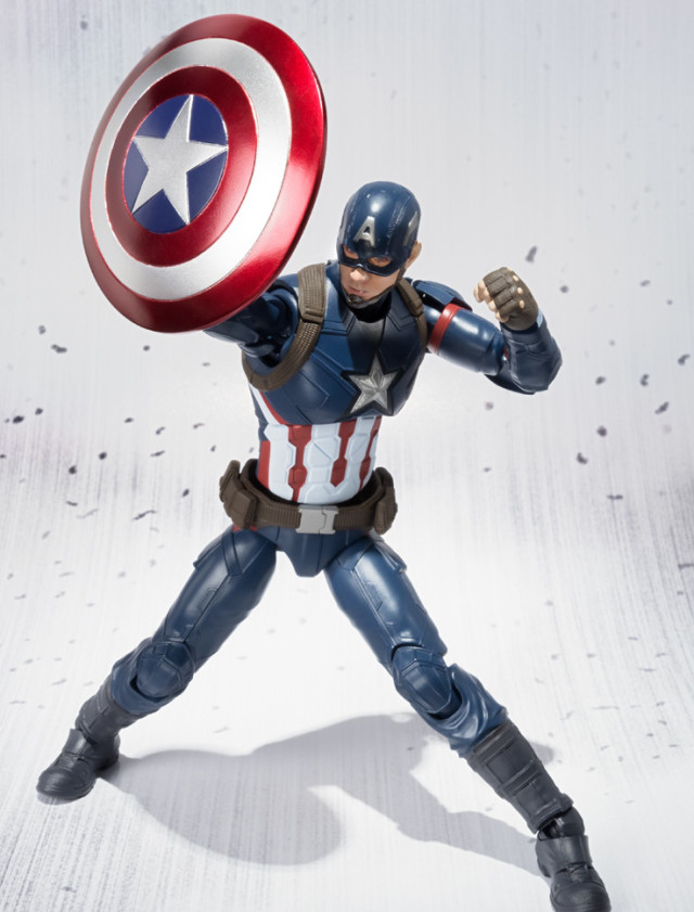 Captain America Civil War Figuarts Figure Holding Up Shield