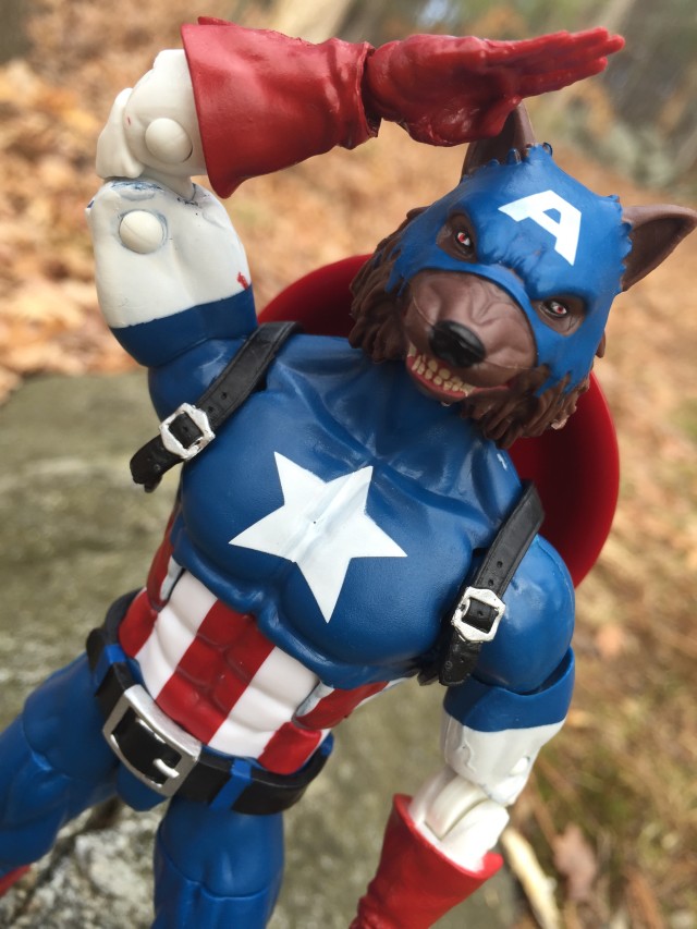 Cap-Wolf Head Marvel Legends 2016 Close-Up