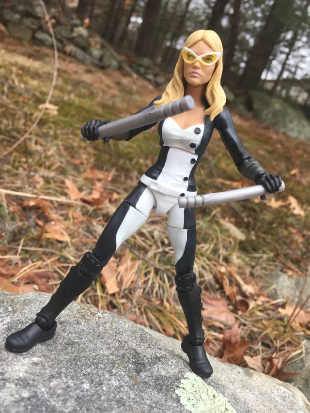 Mockingbird Marvel Legends 2016 Figure with Batons