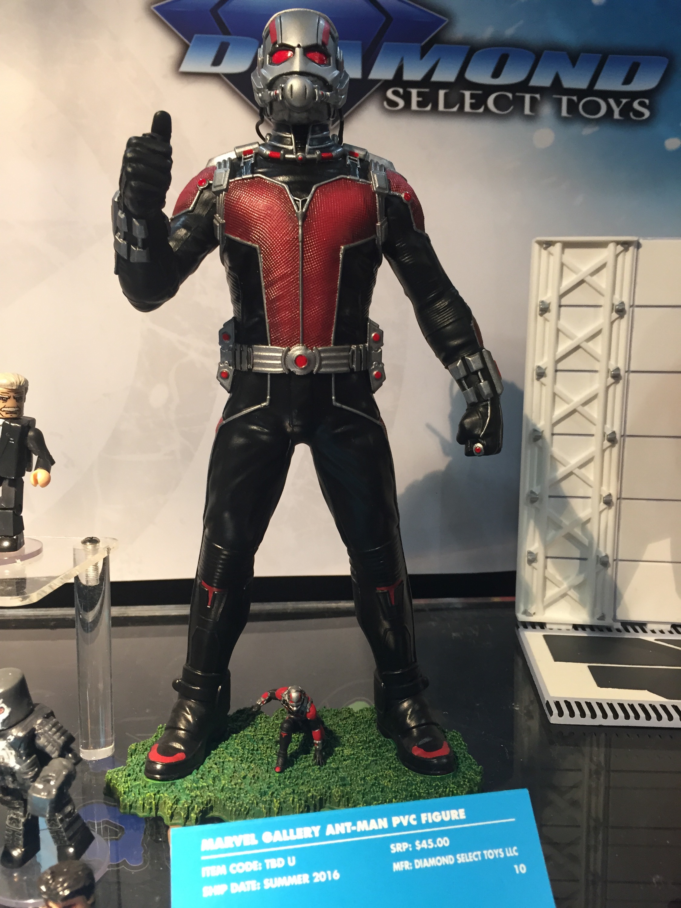 diamond select ant man