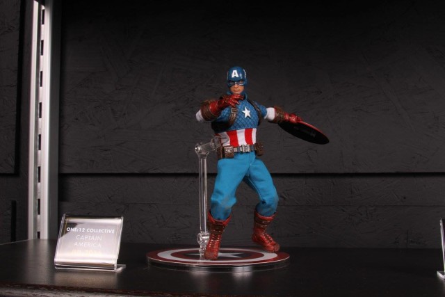 Toy Fair 2016 Mezco One12 Collective Modern Captain America Figure