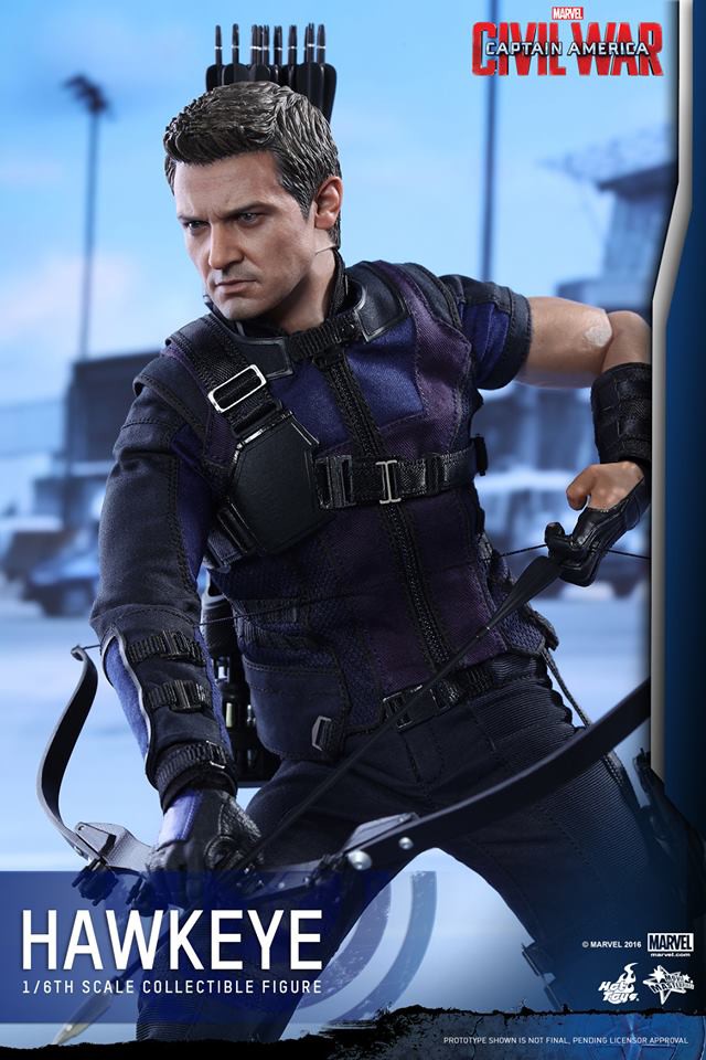 Hot Toys Captain America Civil War Hawkeye Sixth Scale Figure