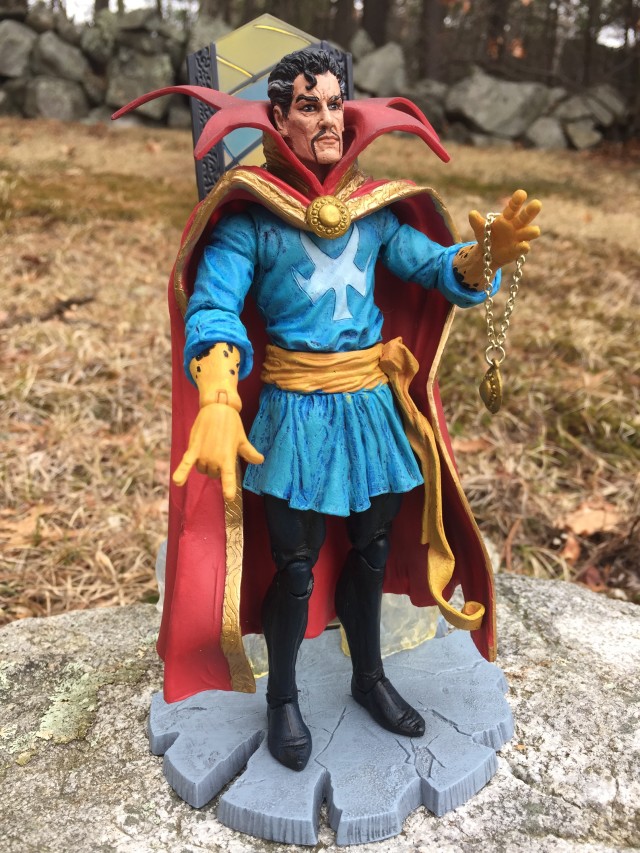 Marvel Select Doctor Strange Figure on Base