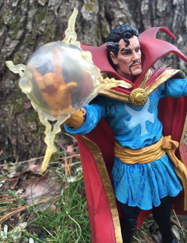 Doctor Strange Marvel Select Figure Review